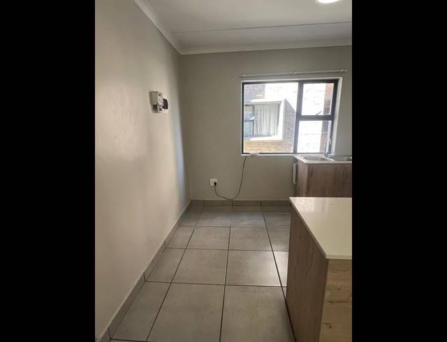 2 BEDROOM PROPERTY TO RENT IN POMONA